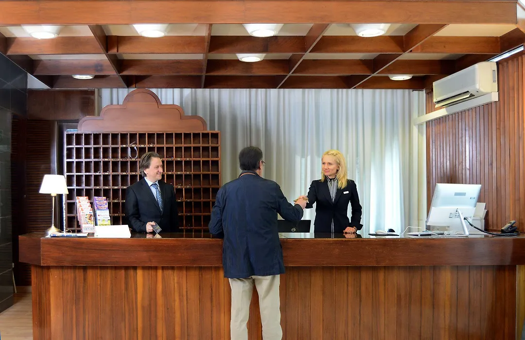 Ambasciatori Palace-1